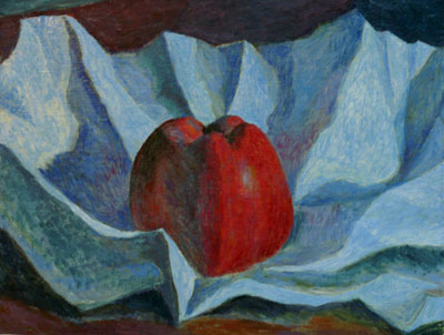 Красное яблоко на голубой салфетке
